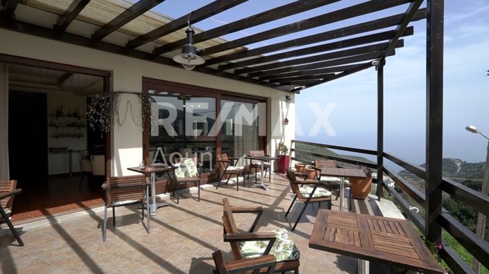 Image No.8-13 Bed Property for sale