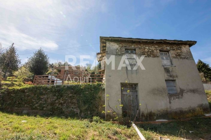 Image No.10-2 Bed House for sale