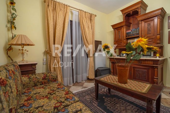 Image No.20-3 Bed Property for sale