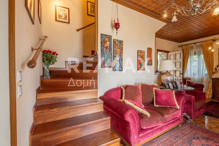 Image No.5-3 Bed Property for sale