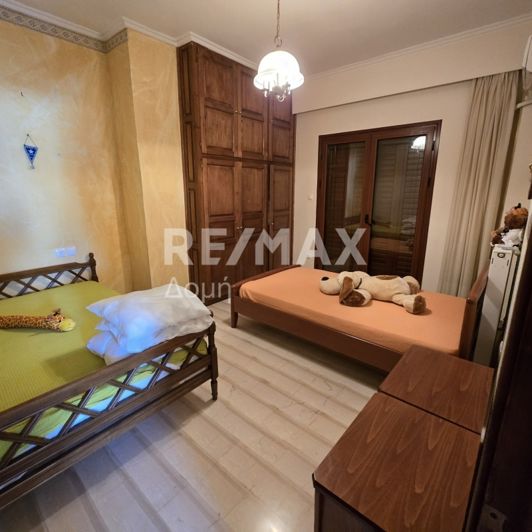 Image No.36-5 Bed Property for sale