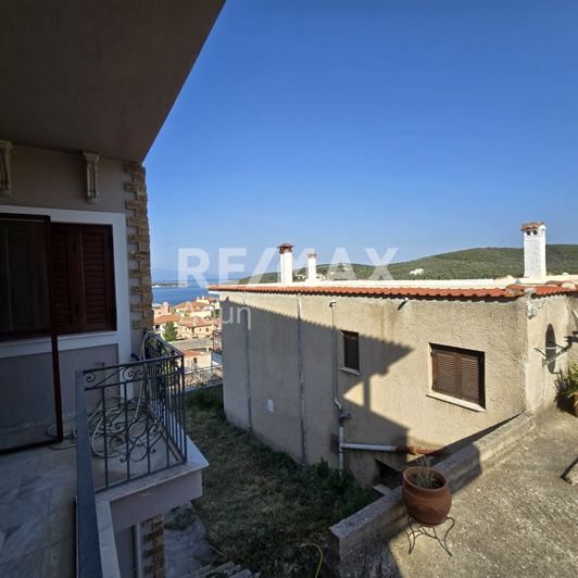 Image No.46-5 Bed Property for sale