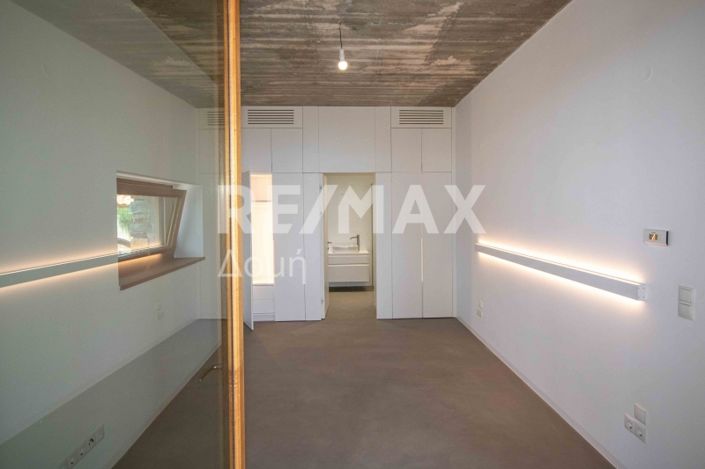 Image No.56-2 Bed House for sale