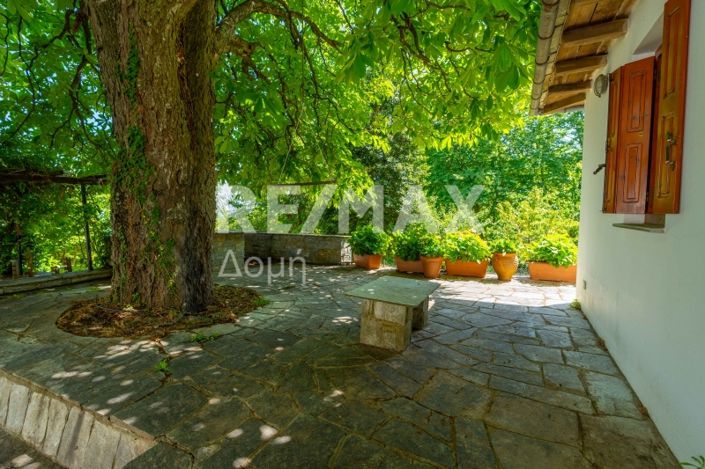 Image No.16-5 Bed Property for sale