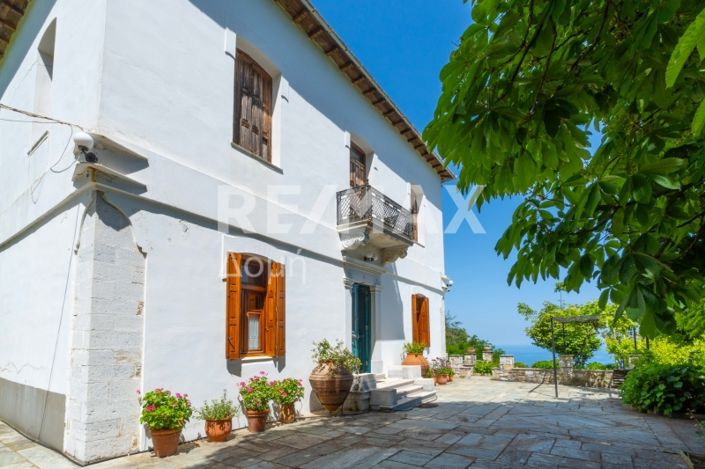 Image No.23-5 Bed Property for sale