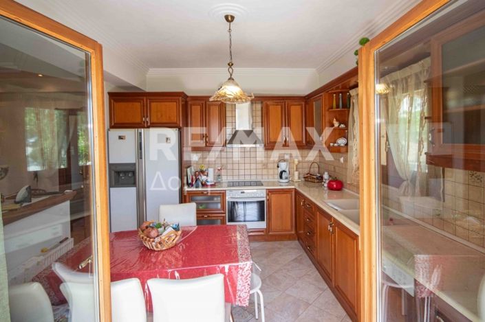 Image No.42-3 Bed House for sale