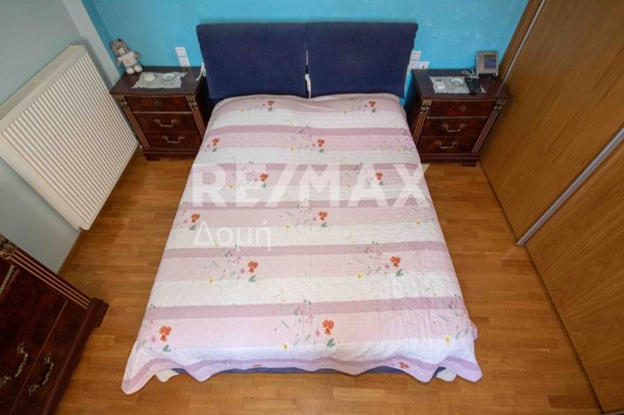 Image No.20-6 Bed House for sale