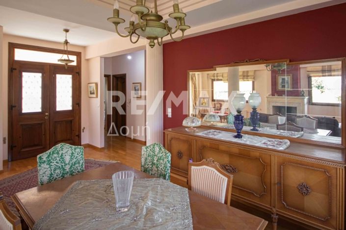 Image No.29-6 Bed House for sale