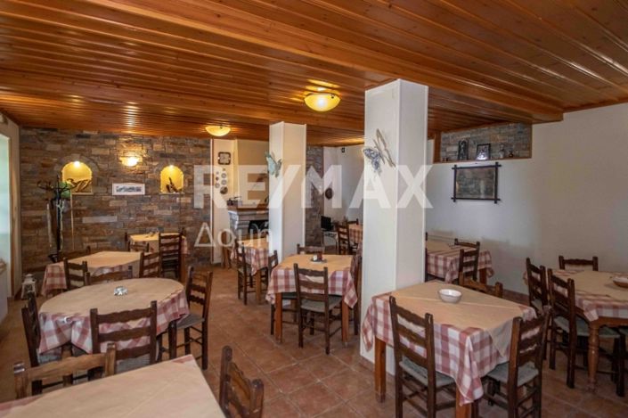 Image No.12-3 Bed Property for sale