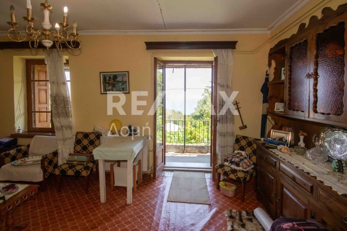 Image No.27-3 Bed Property for sale