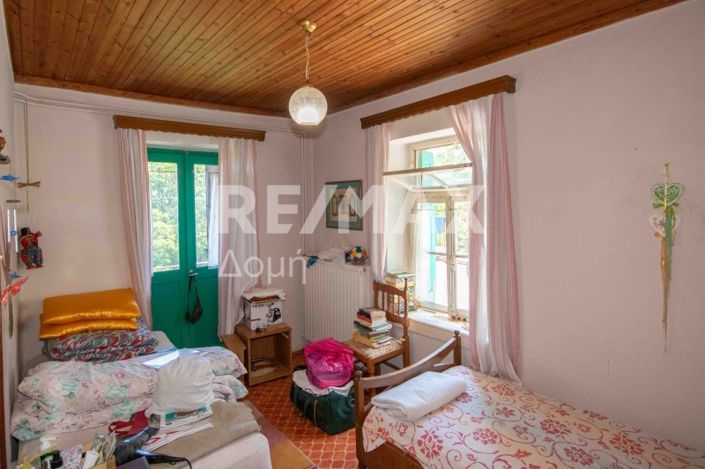 Image No.32-3 Bed Property for sale