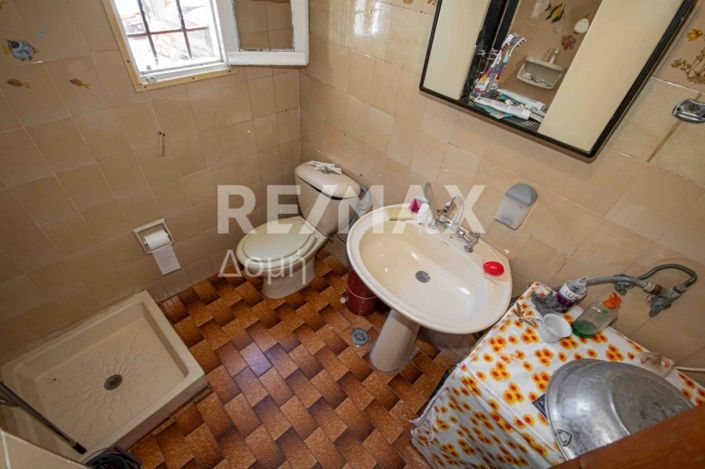 Image No.39-3 Bed Property for sale