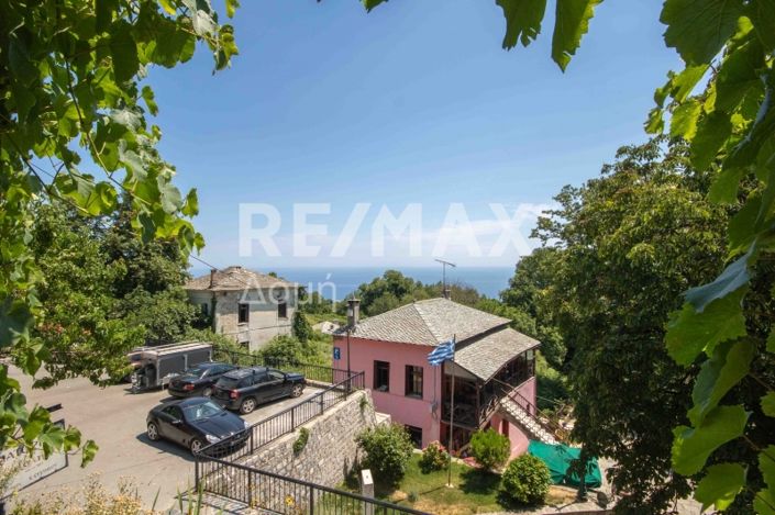 Image No.45-3 Bed Property for sale