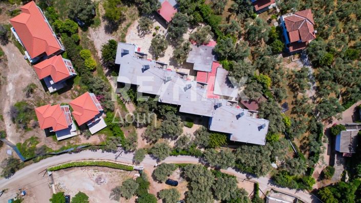 Image No.4-3 Bed Property for sale