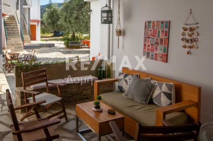 Image No.49-3 Bed Property for sale