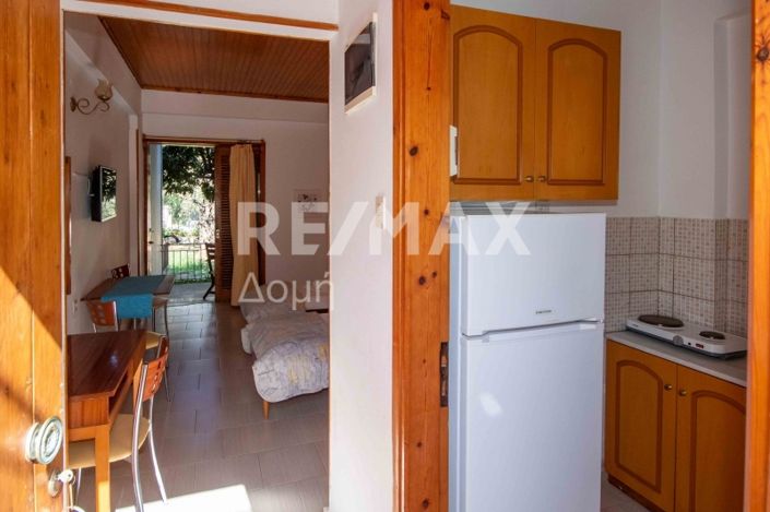 Image No.8-3 Bed Property for sale