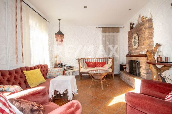 Image No.15-3 Bed House for sale