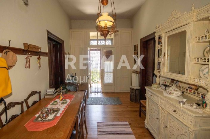 Image No.25-5 Bed Property for sale