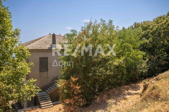 Image No.35-5 Bed Property for sale