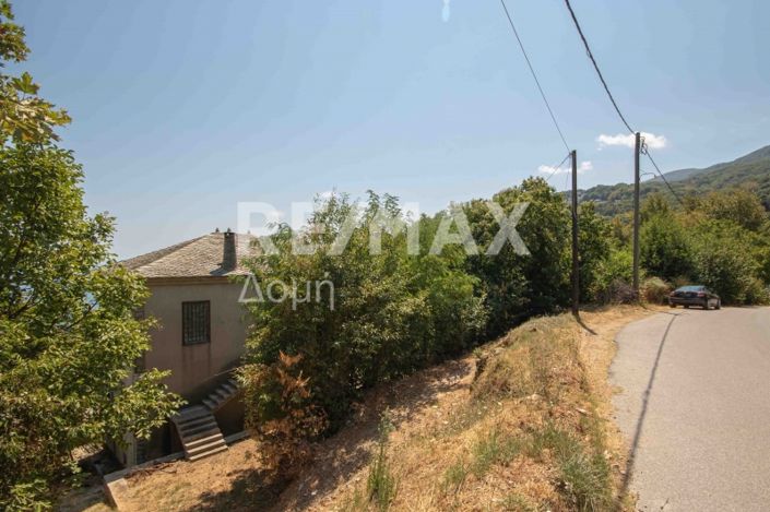 Image No.43-5 Bed Property for sale