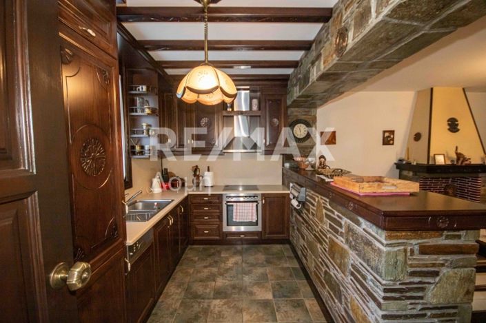 Image No.15-2 Bed House for sale