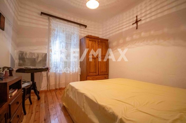 Image No.14-2 Bed House for sale