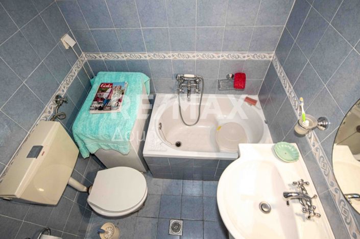 Image No.20-2 Bed House for sale