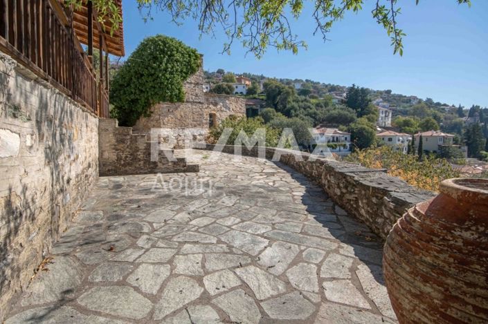 Image No.40-2 Bed House for sale