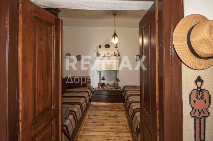 Image No.9-2 Bed House for sale