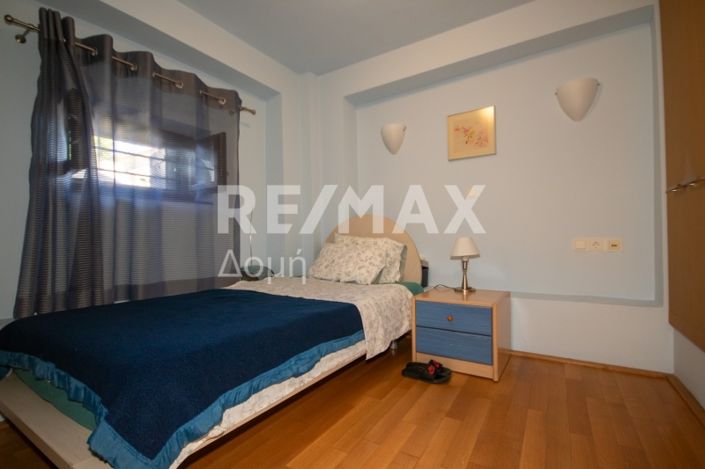 Image No.11-4 Bed House for sale