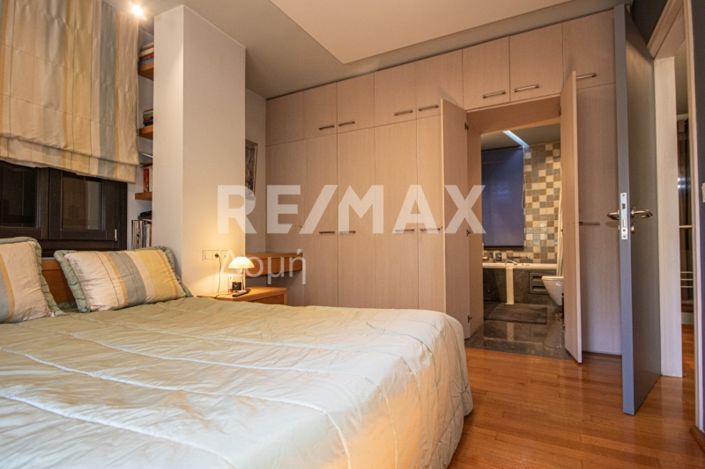 Image No.16-4 Bed House for sale