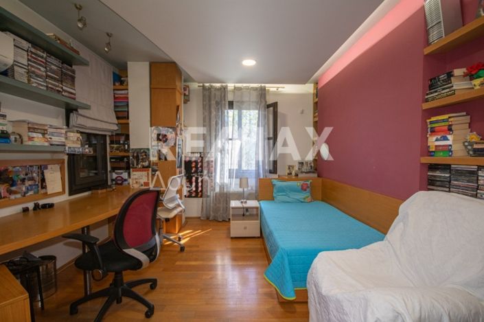 Image No.21-4 Bed House for sale