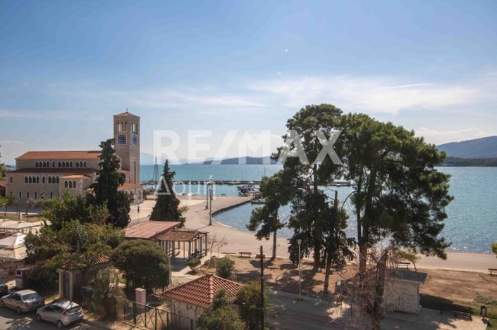 Image No.43-2 Bed Property for sale