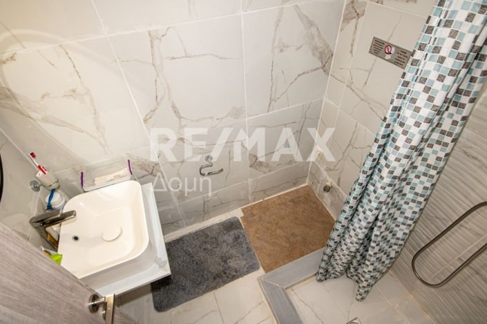 Image No.16-3 Bed Property for sale