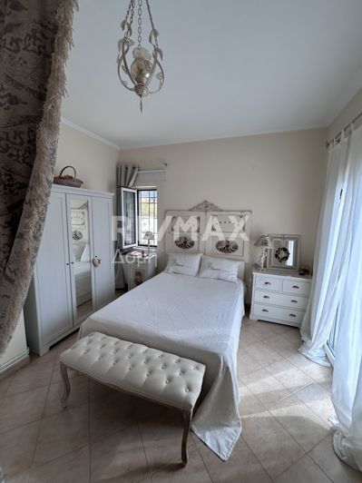 Image No.28-4 Bed Maisonette for sale