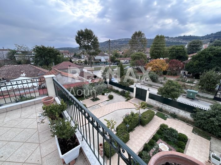 Image No.39-4 Bed Maisonette for sale