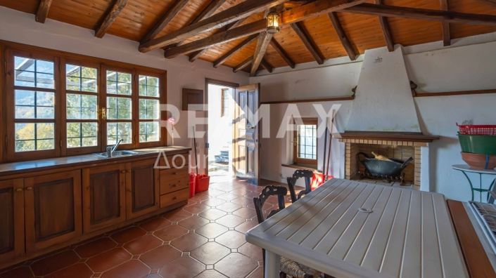 Image No.22-4 Bed Property for sale