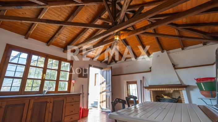 Image No.24-4 Bed Property for sale