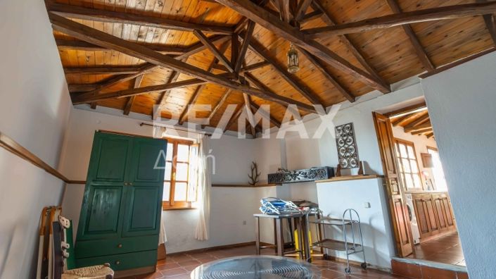 Image No.33-4 Bed Property for sale