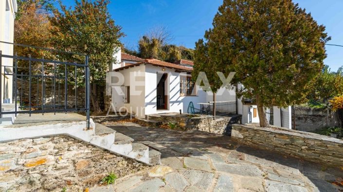 Image No.39-4 Bed Property for sale