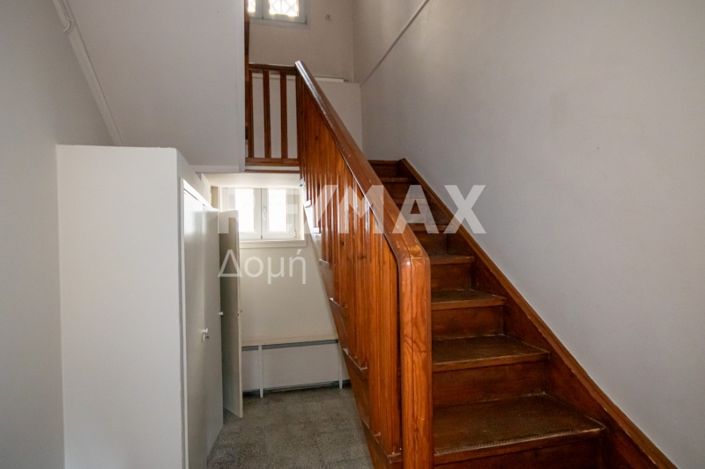 Image No.16-5 Bed House for sale