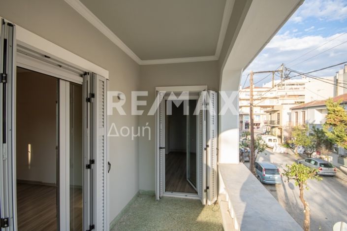 Image No.27-5 Bed House for sale