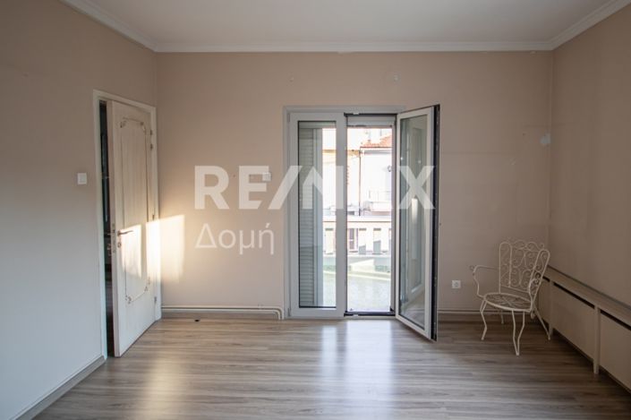 Image No.30-5 Bed House for sale