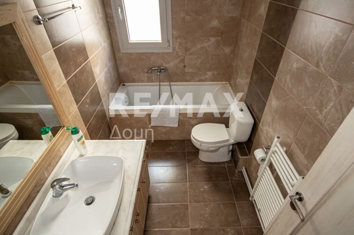 Image No.34-5 Bed House for sale