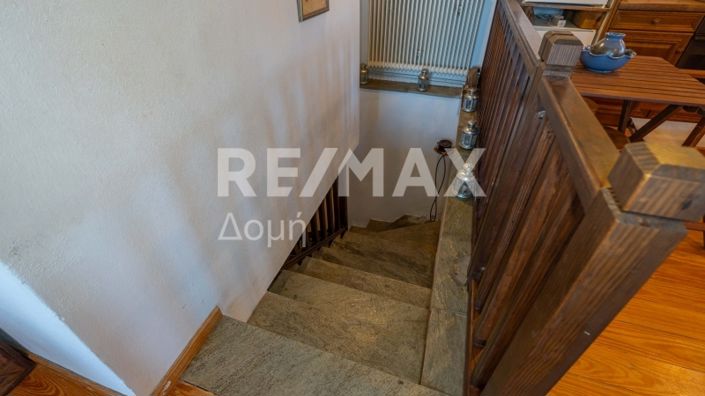 Image No.14-3 Bed Property for sale