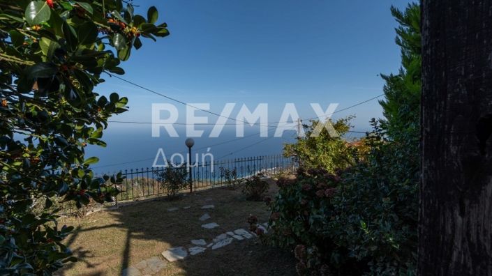 Image No.20-3 Bed Property for sale