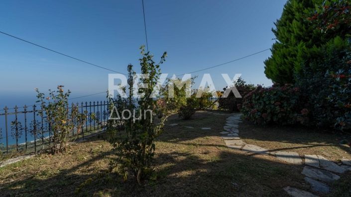 Image No.34-3 Bed Property for sale