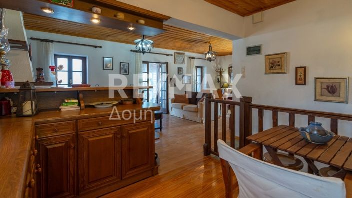 Image No.47-3 Bed Property for sale