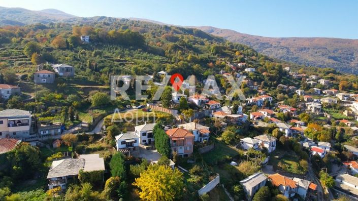 Image No.53-3 Bed Property for sale