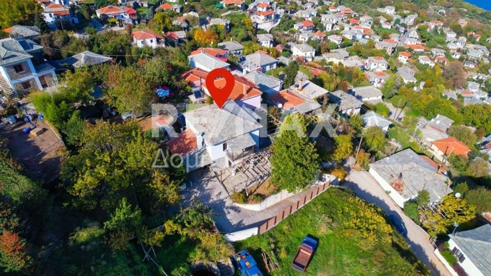 Image No.57-3 Bed Property for sale